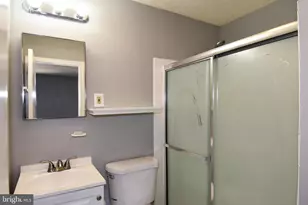 14 Fenceline Dr, Gaithersburg, MD 20878 - Photo 20