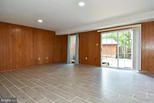 14 Fenceline Dr, Gaithersburg, MD 20878 - Photo 28