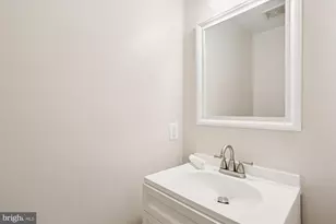 9323 Bentridge Ave, Potomac, MD 20854 - Photo 12