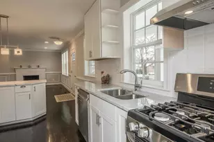 9919 Mayfield Dr, Bethesda, MD 20817 - Photo 8