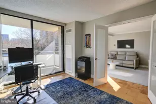 5225 Pooks Hill Rd, Bethesda, MD 20814 - Photo 10