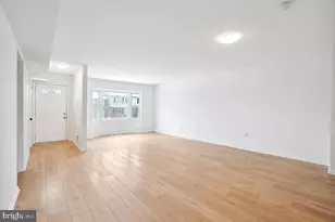 5 Briarstone Ln, Gaithersburg, MD 20877 - Photo 4