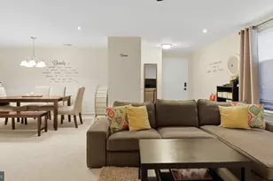 13201 Chalet Pl, Germantown, MD 20874 - Photo 4