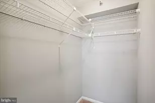 10101 Grosvenor Pl, Rockville, MD 20852 - Photo 12