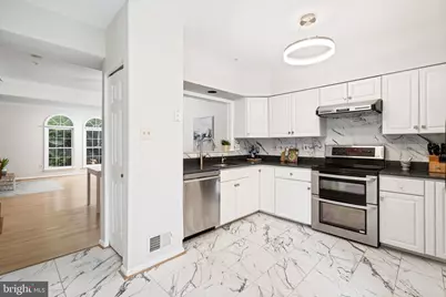 9821 Tiffany Hill Court #71, Bethesda, MD 20814 - Photo 10