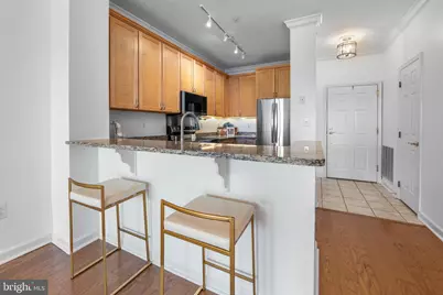302 King Farm Boulevard #30208, Rockville, MD 20850 - Photo 12