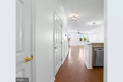 302 King Farm Boulevard #30208, Rockville, MD 20850 - Photo 16