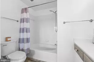 302 King Farm Blvd, Rockville, MD 20850 - Photo 20