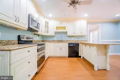 6440 Windermere Circle, Rockville, MD 20852 - Photo 4