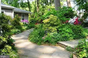 10409 Gary Rd, Potomac, MD 20854 - Photo 2