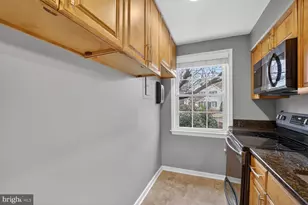 2248 Washington Ave, Silver Spring, MD 20910 - Photo 14