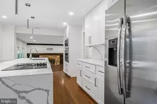 9312 Sprinklewood Ln, Potomac, MD 20854 - Photo 20