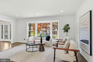 9312 Sprinklewood Ln, Potomac, MD 20854 - Photo 14