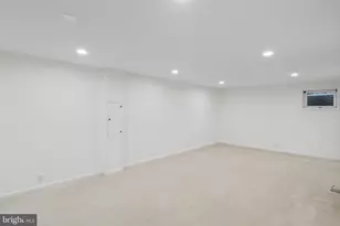 9312 Sprinklewood Ln, Potomac, MD 20854 - Photo 74