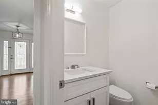 9312 Sprinklewood Ln, Potomac, MD 20854 - Photo 44