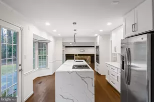 9312 Sprinklewood Ln, Potomac, MD 20854 - Photo 14