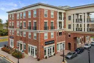 8 Granite Pl, Gaithersburg, MD 20878 - Photo 1