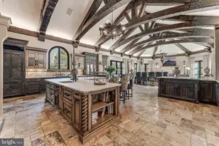 2 Piney Meetinghouse Ct, Potomac, MD 20854 - Photo 16