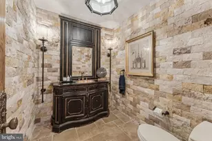 2 Piney Meetinghouse Ct, Potomac, MD 20854 - Photo 24