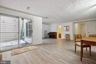 12255 Tildenwood Dr, Rockville, MD 20852 - Photo 28