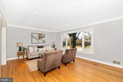 674 College Parkway, Rockville, MD 20850 - Photo 8