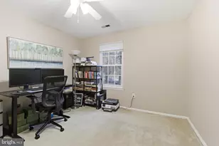 9500 Melrose Square Way, Gaithersburg, MD 20882 - Photo 32