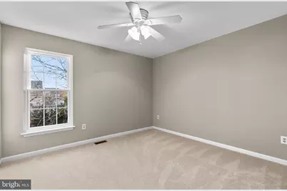 18452 Crownsgate Circle, Germantown, MD 20874 - Photo 32