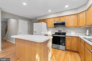 18452 Crownsgate Cir, Germantown, MD 20874 - Photo 16