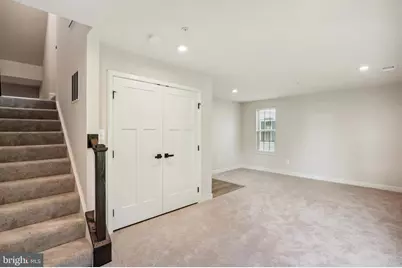 19753 Green Village Drive, Montgomery Village, MD 20886 - Photo 6