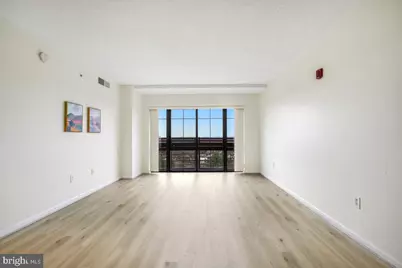 7915 Eastern Avenue #1208, Silver Spring, MD 20910 - Photo 10