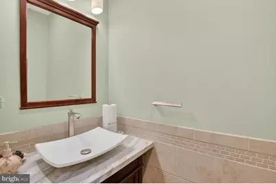 7511 Bradley Boulevard, Bethesda, MD 20817 - Photo 14