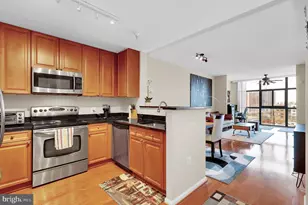 11700 Old Georgetown Rd, North Bethesda, MD 20852 - Photo 6