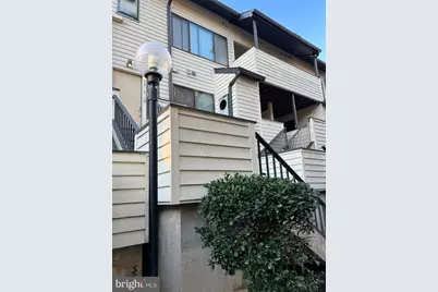 9916 Hellingly Place #154, Gaithersburg, MD 20886 - Photo 2