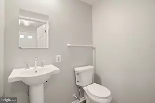 7727 Eagles Head Ct, Rockville, MD 20855 - Photo 14