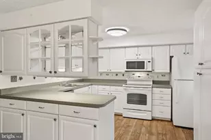 7727 Eagles Head Ct, Rockville, MD 20855 - Photo 10