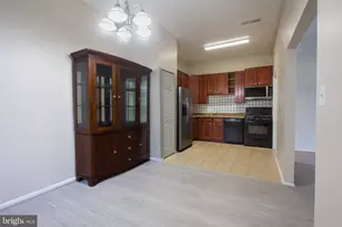 14426 Parkvale Rd, Rockville, MD 20853 - Photo 10