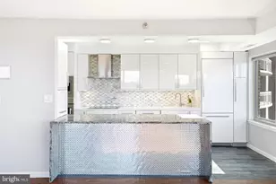 5802 Nicholson Ln, Rockville, MD 20852 - Photo 10