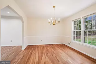 8020 Lakenheath Way, Potomac, MD 20854 - Photo 6