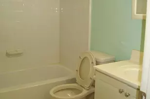 130 Duvall Ln, Gaithersburg, MD 20877 - Photo 14