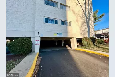 10300 Westlake Drive #S105, Bethesda, MD 20817 - Photo 16