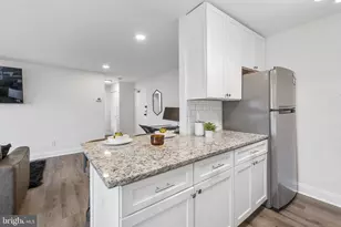 8601 Manchester Rd, Silver Spring, MD 20901 - Photo 14