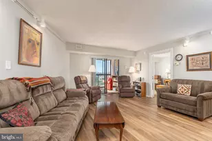15101 Interlachen Dr, Silver Spring, MD 20906 - Photo 16