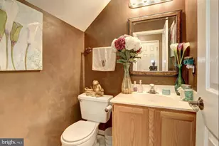 1019 Hillside Lake Terrace, Gaithersburg, MD 20878 - Photo 16