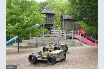 1121 University Boulevard W #907-B, Silver Spring, MD 20902 - Photo 50