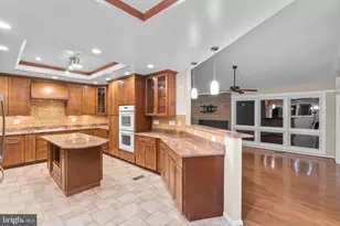 7711 Arrowood Ct, Bethesda, MD 20817 - Photo 10