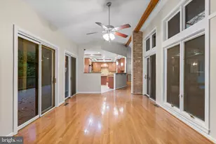 7711 Arrowood Ct, Bethesda, MD 20817 - Photo 18