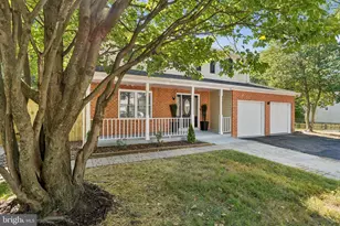 13419 Duchin Rd, Germantown, MD 20874 - Photo 2