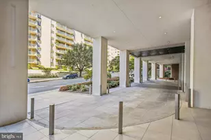 4620 N Park Ave, Chevy Chase, MD 20815 - Photo 36