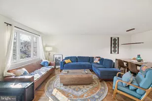 9838 Hollow Glen Pl, Silver Spring, MD 20910 - Photo 4