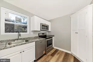 10400 Apple Ridge Rd, Gaithersburg, MD 20886 - Photo 6